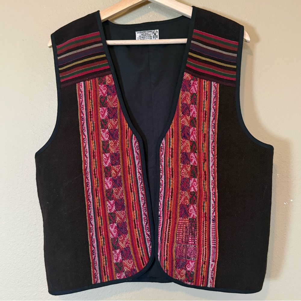 Artesania Curmi Bolivian Traditional Wool Vest Size Large - Picture 2 of 5